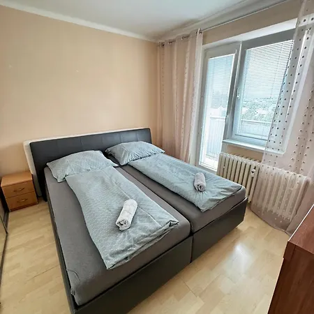 Sportovcov Διαμέρισμα *